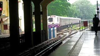 Conventional AC Metro rake departs Tollygunje on a Cloudy morning #kolkata #kolkatametro