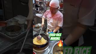 Super Fried Rice making chef skills brilliant #foodcourt #foodstagram #friedrice #chickenrice #egg