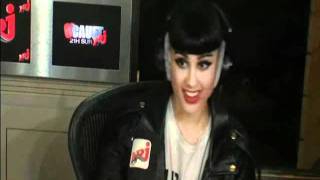 Natalia Kills to « C'Cauet » Live on NRJ - Interview & Mirrors in Acoustic Version