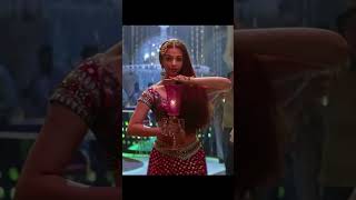 Besharam Rang x Kajra Re #pathaan #shorts #reels #besharamrang #shahrukh #deepikapadukone #aishwarya