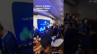 Roberto di Matteo signing merchandise and posing for photos before Chelsea vs Arsenal in Orlando.