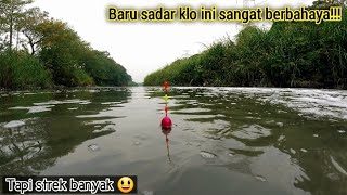 Si Pemancing Nekad,,! Mancing di sungai air deras sperti ini jangan ditiru bahaya!!!