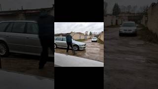 BREAKING ANNOYING NEIGHBOR'S BMW E39 WINDSHIELD WITH A BASEBALL BAT! #bmwe39 #shorts