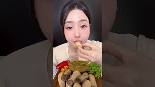 Trưa nay mọi người ăn gì ạ? MukBang Nấm Đùi Gà Cùng Mình Nhé #mukbang