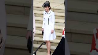 Beautiful 😍 Prince William princess kate Middleton Dresses style ideas