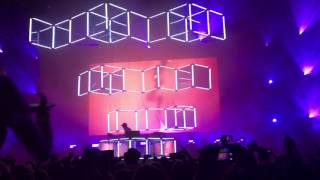 Flume - Disclosure You & Me (Flume Remix) live from Queens, NY