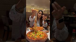 Sabse CHEESY Pizza | Crowne Plaza Gurgaon #shorts #viral #ytshorts