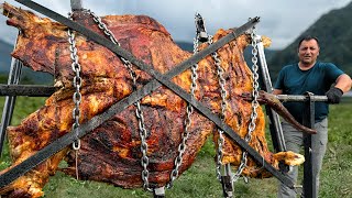 ¡Asar un Toro de 1200 Libras en un Asador de Acero!