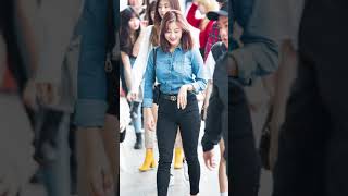 jihyo twice airport fashion