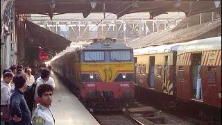 KYN WCAM-3 Hauled "12123 Deccan Queen" Sprints Past Kurla Stn at MPS...!!!