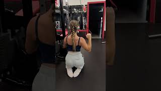 Single Arm Lat Pull