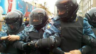 11.10.2011 - Печерський райсуд. День вироку Україні. ч4