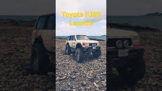 Toyota fj80 launch on gravel RC scale rock crawler blast off from standstill #shorts #short #rc