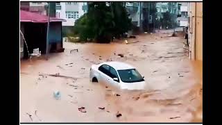 India: Battling deadly floods in northern India