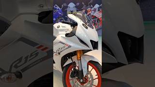 New yamaha R15 V4 💥White color 😍#yamahar15 #r15v4 #subscribe #video #viral