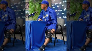 Kansas City Royals' Salvador Perez sprains knee ligament carrying luggage