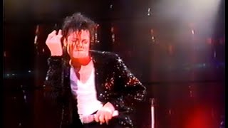 Michael Jackson - Billie Jean live in Copenhagen 1992 (Remastered)