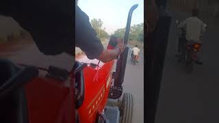 Tractor Driving 963 Crdi On road