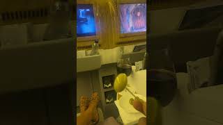 Emirates#businessclass #shortvideo #flyemirates #enjoylife #travel #dubai