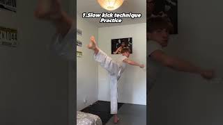 If you STRUGGLE WITH SPEED KICKS Try these out 🔥#martialarts #shorts #kickboxing