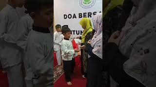 Alhamdulillah Acara Doa Bersama dan Santunan Adik-adik Yatim berjalan dengan lancar dan khidmat😊