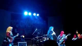 Hijabers Cantik ngeBand " KAMARATIH _ I WILL FLY "