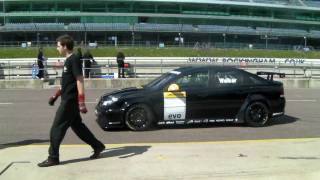 James Walker tests Triple 8 BTCC Vauxhall Vectra at Rockingham