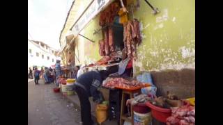 Ambiance dans les rues près du marché - Cuzco