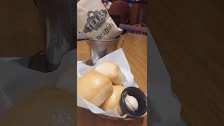 texas roadhouse bread & nuts #satisfying #asmr #yummy #travelph #american #coffee #fyp #texas