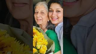 Sonali Bendre with his mother Roopsi #sonali #ytshorts #reels #bollywood #bollywoodsongs #srk