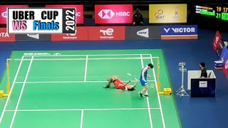 A Indonesian teenage player beat the world ranking no.1 !!