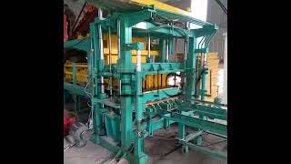 Full automatic cement interlock block production line