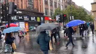 Walking in the rain in Glasgow City Centre |Scotland