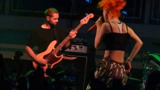 Grow Up - Paramore (Live on Parahoy 2