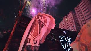 Galo 116 anos. Massa fez festa na sede de Lourdes na virada da noite. Salve 0 Clube Atlético Mineiro