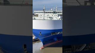 World biggest cargo Ship, Car Carrier 🚗 in Port #bigship #sailing