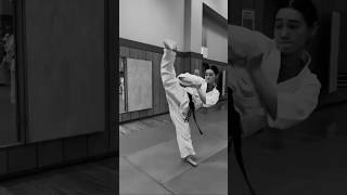 Rina Tanaka , Okayama Ishiharadojo  (#shinkyokushin #karate Japan) #kyokushin #kata