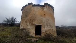 Palomar castellano tradicional, erosión presa Casa de la Luz, nutrias (Sepúlveda, Segovia) 23/1/24