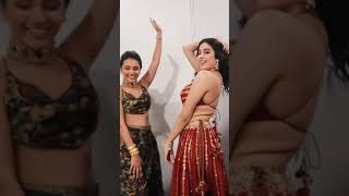 Janhvi Kapoor and Masoommianwala Backless