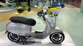 Vespa Primavera Tech Elettrica 70  (2025) Walkaround - EICMA 2024 Fiera Milano Rho