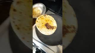 making chikna ka paratha #foodies #viral #trending