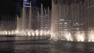 Amazing Dancing Fountain Show in The World | in Dubai | at night