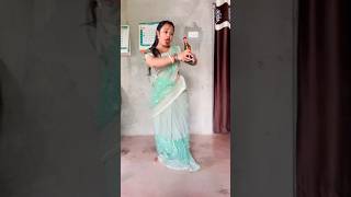 Bahon Mein Bottle                               #video #dance #reels #song #ytshorts #song #shorts