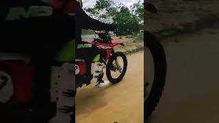 trilha dos pirados.                 #crf #crf230 #trilheirosdobrasil #trendingshorts #offroad