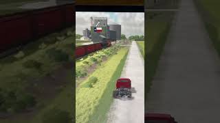 The train stole my trailer 😡 #farmingsimulator22