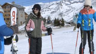 Mark Warner Beginners Skiing