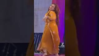 Neelam gul new hot dance video 2024 Pashto new dance #trending #trendingshorts #vvideo video ideo