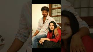 Thalapathy Vijay with wife Sangeeta Sornalingam 🥰💞👌 most suitable Jodi #thalapathyvijay #family