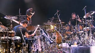 Godsmack- Epic Drum Battle from Changes - "Batalla de los Tambores" (2004)