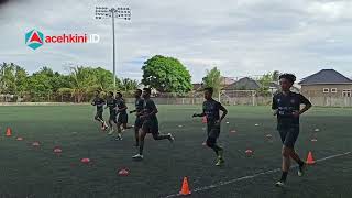 Latihan Pemain Persiraja di Lapangan Sintetis Stadion Harapan Bangsa